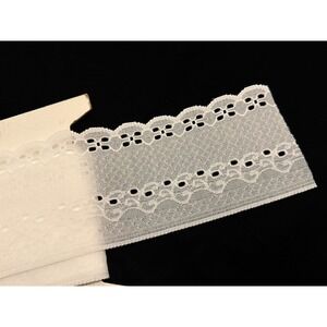 VTG White Lace Trim 4" Ribbon 8‎ Yards + Floral Scalloped Sewing Craft On Spool